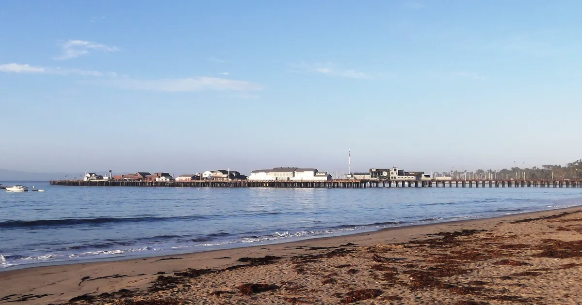 Santa Barbara shoreline at Stearns Wharf